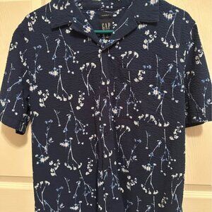 Gap Seersucker Floral Shirt Small